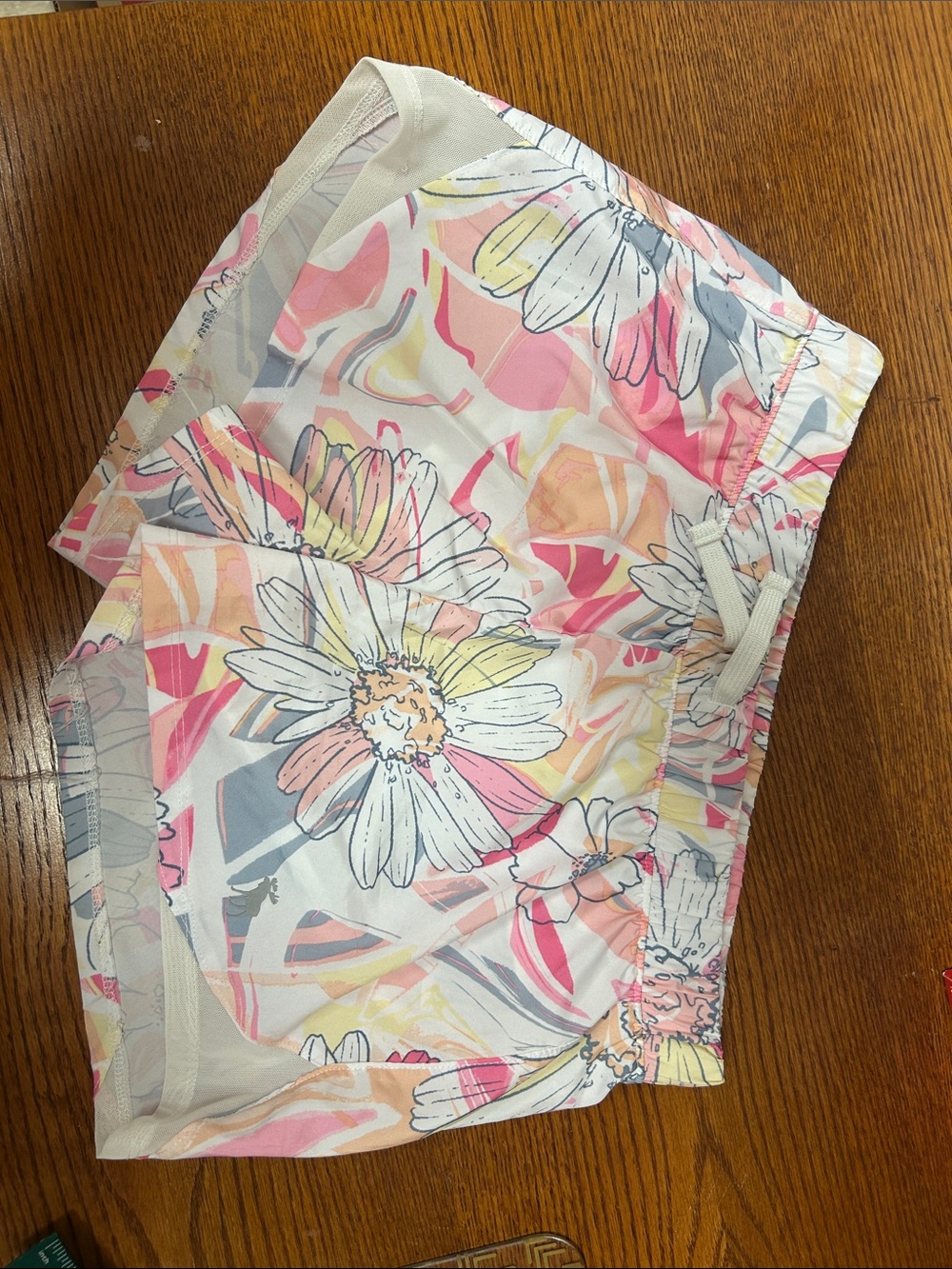 Abercrombie & Fitch Pastel Floral Active Shorts in Pink, Yellow & Gray